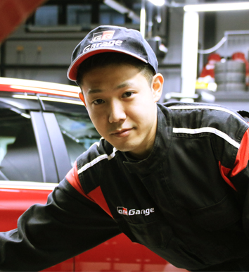 GR Garage福岡空港GRコンサルタント古田 樹さん(ふるた たつき)